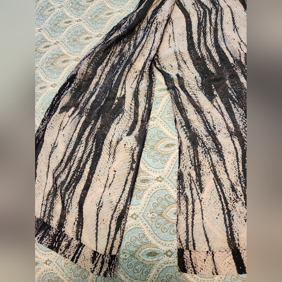 Sheer Flowy Long Vest Tunic Top Duster / Dress Overlay NEW Suzy Sheir M Tall - Picture 2 of 5